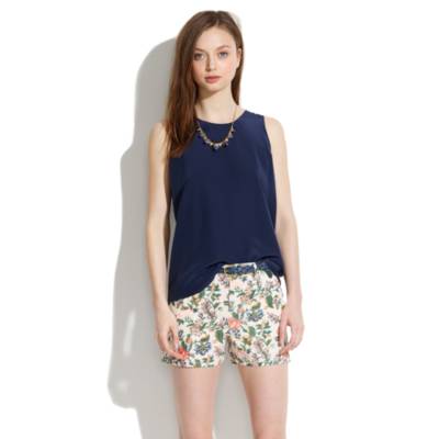 Tailored Shorts in Garden Vine