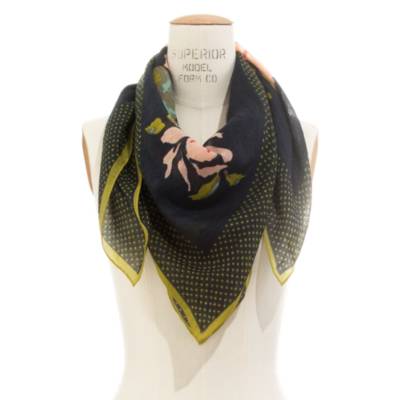 Flowerhill Scarf