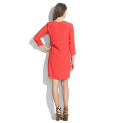 Round-Collar Shiftdress