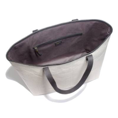The Transport Tote in Snakeprint