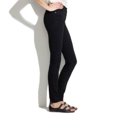 Skinny Skinny High Riser Jeans in Black Frost Wash
