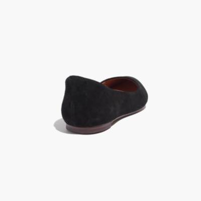 The Sidewalk Skimmer in Suede
