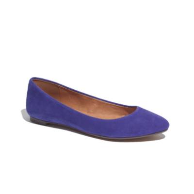 The Sidewalk Skimmer in Suede
