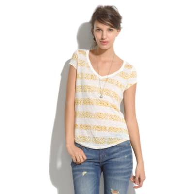 Linen V-Neck Tee in Laceprint