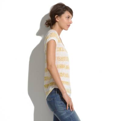 Linen V-Neck Tee in Laceprint