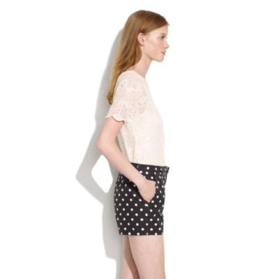 Tailored Shorts in Artdot