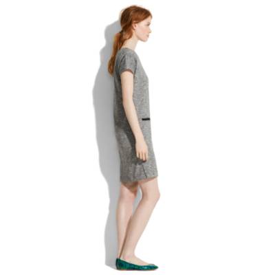 Radiohour Shiftdress
