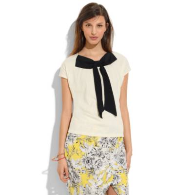Bowbell Tee